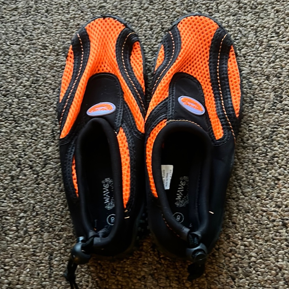 Water shoes